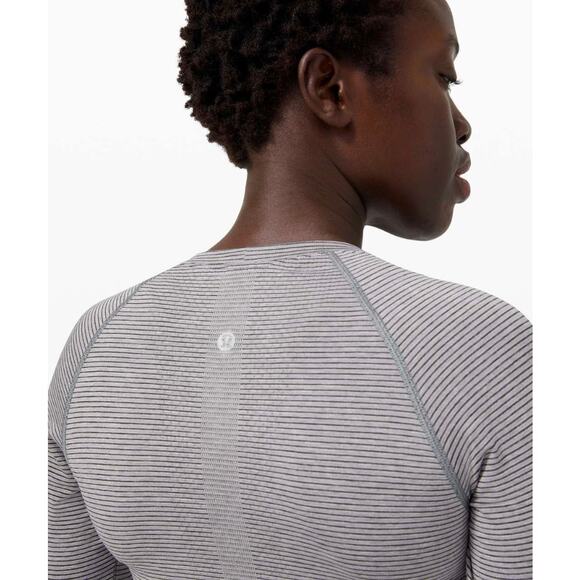 EUC Lululemon Swiftly Tech Long Sleeve 2.0 Tetra Stripe Asphalt Grey /Violet US8 - Picture 10 of 16